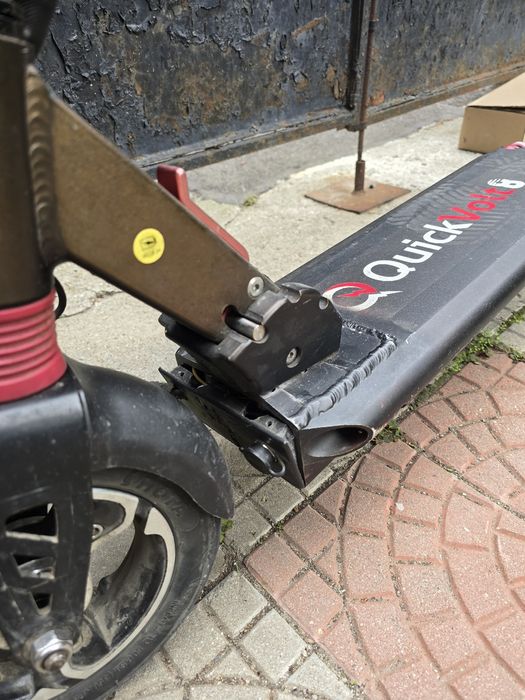 Vând trotinetă Quickvolt8