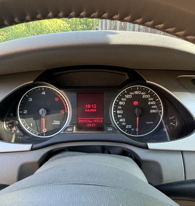 Vand Audi A4 b8