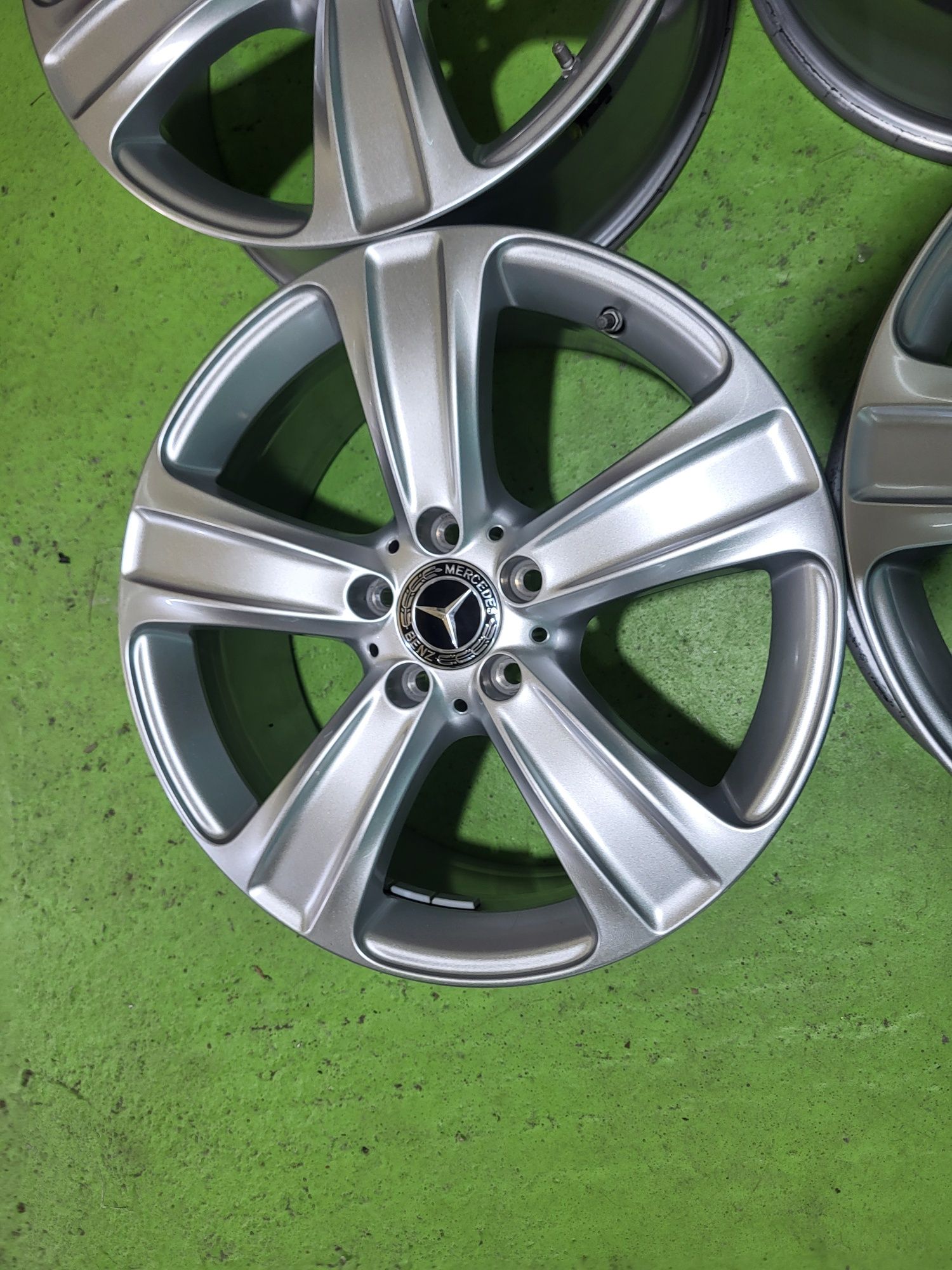 18 5x112 Mercedes E Class W213 W212 C Class GLC GLK 5х112