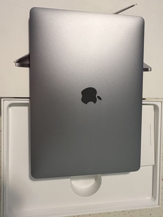 MacBook Pro 13-inch