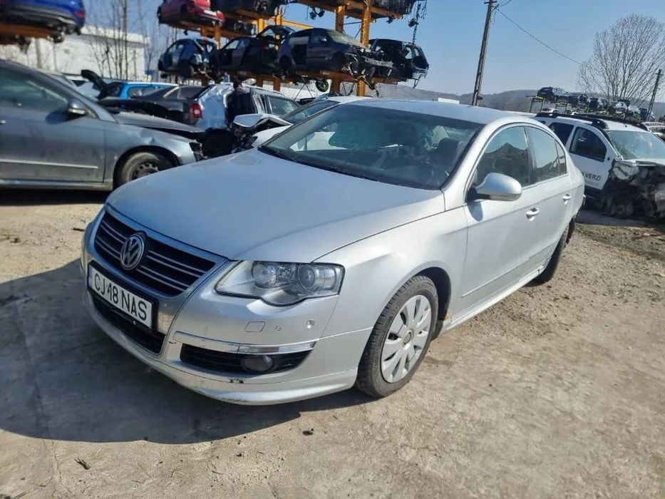 Dezmembrez VW Passat B6, an 2010, motor 2.0 CBBB, cutie de viteze automata