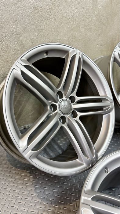 Оригинални 5х112 19” Audi S5