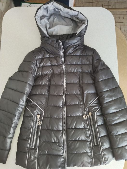 Женская куртка (весна-осень)