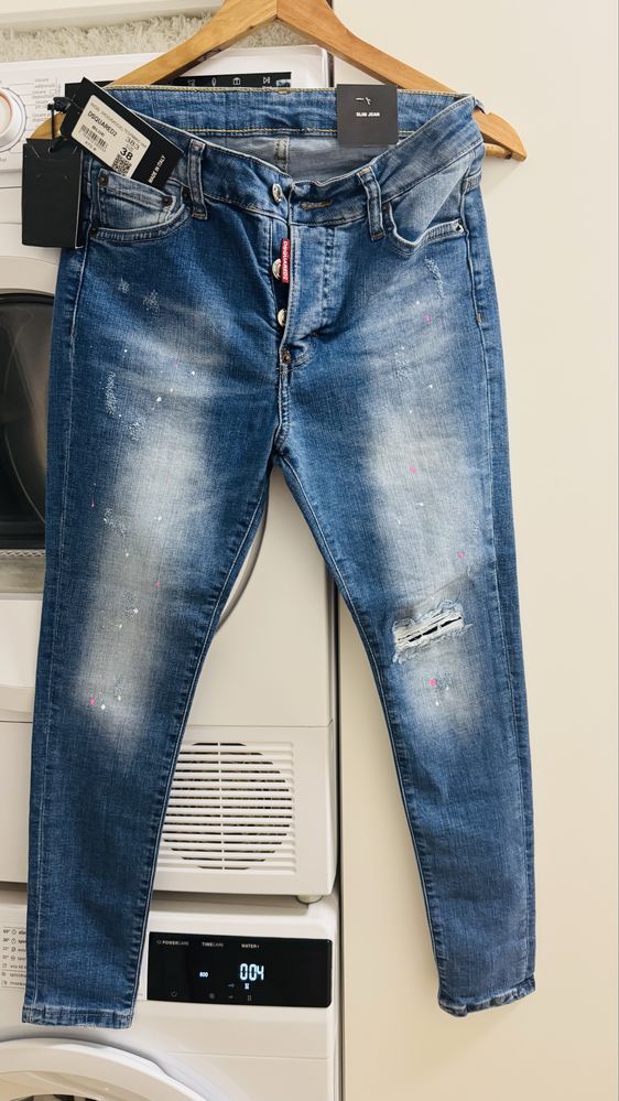 Blugi Dsquared2 nr S