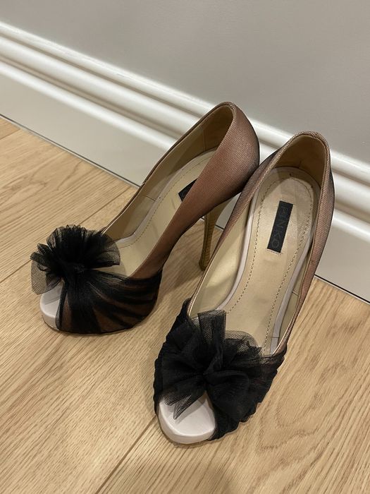 Дамски официални токове Pinko 36