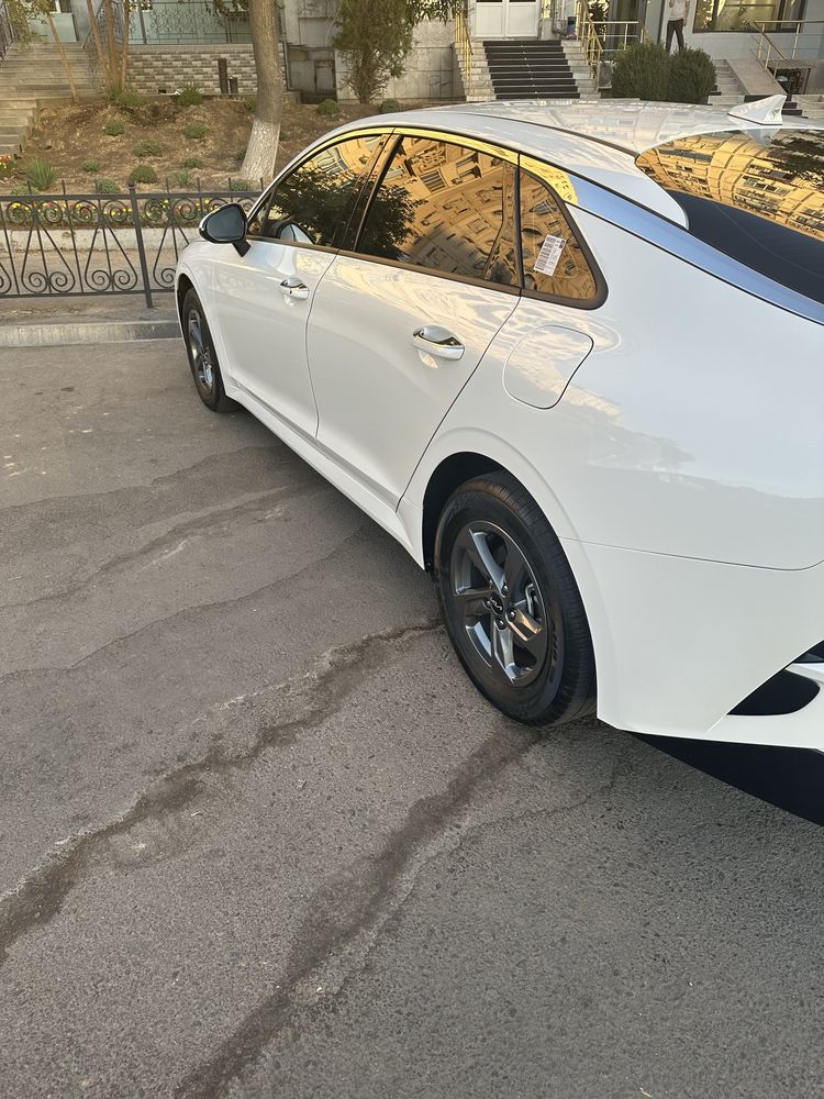 Kia k5 2 pazitsiya