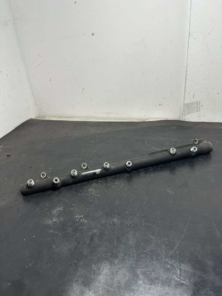 Rampa presiune injectoare BMW Seria 3 E46 330d 204cp 184cp