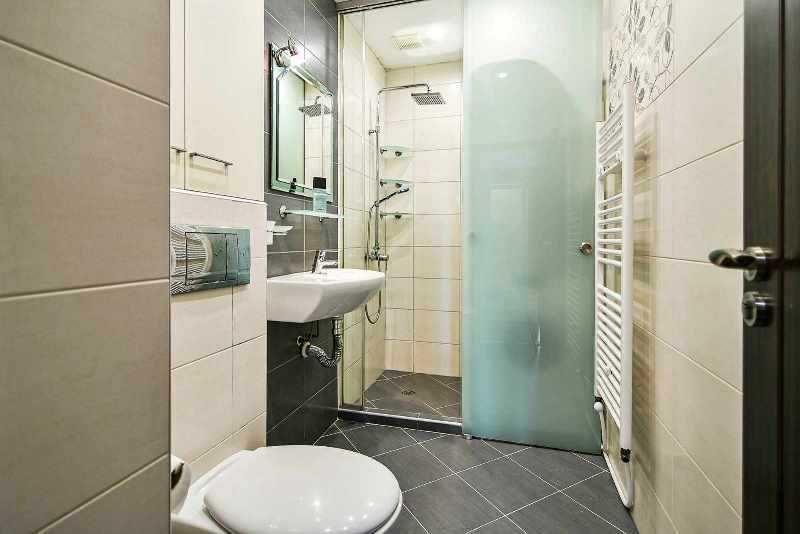 Продава се Тристаен апартамент в Варна, м-т Траката - 110 кв.м за 969 €/кв.м - Снимка #10