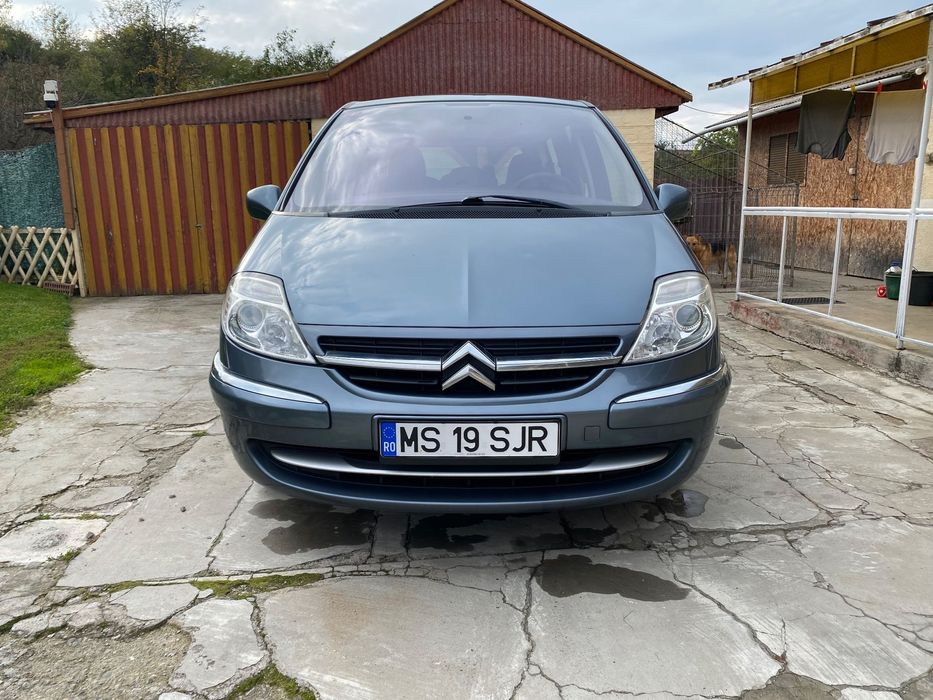 Citroën C8