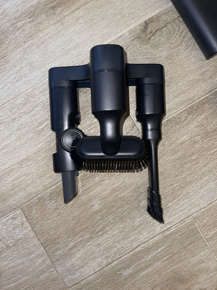 Aspirator vertircal Electrolux 700 14.4 V