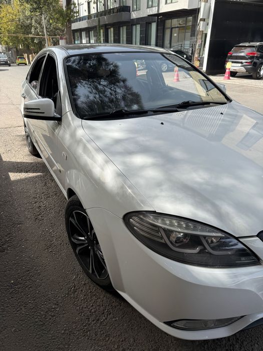 Chevrolet Lacetti 2012 Автомат | Метан | 161 000 км |