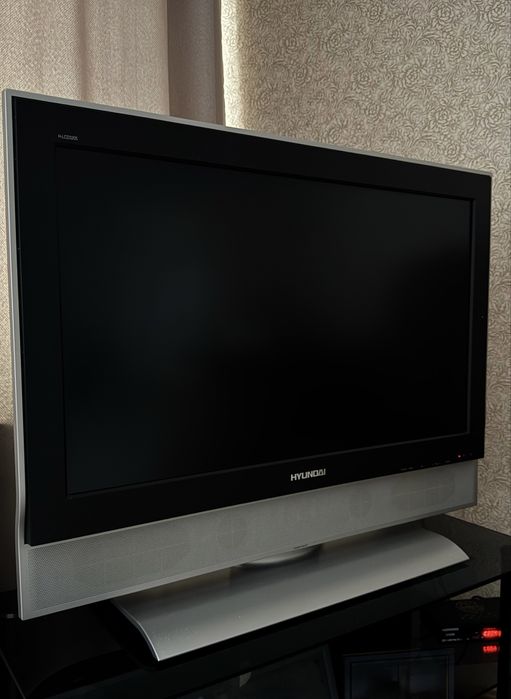 Телевизор Hyundai H-LCD3205