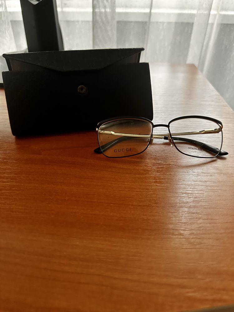 Нови очила на марката Gucci