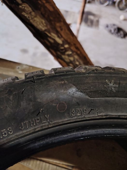 Cauciucuri de vânzare