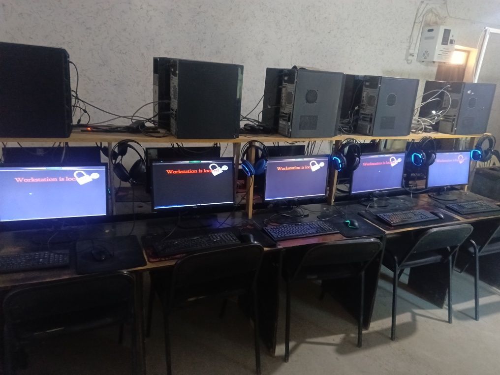 Game klub sotiladi 16 ta kampuyuter