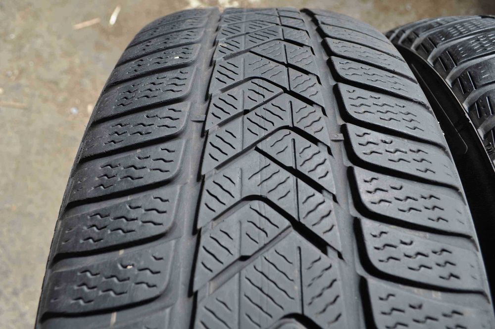 SET 4 Anvelope Iarna 225/50 R18 PIRELLI Sottozero 3 95H - Runflat