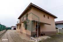 Casa/vila, loc. Bacia, destinatie rezidential sau comercial(pensiune)