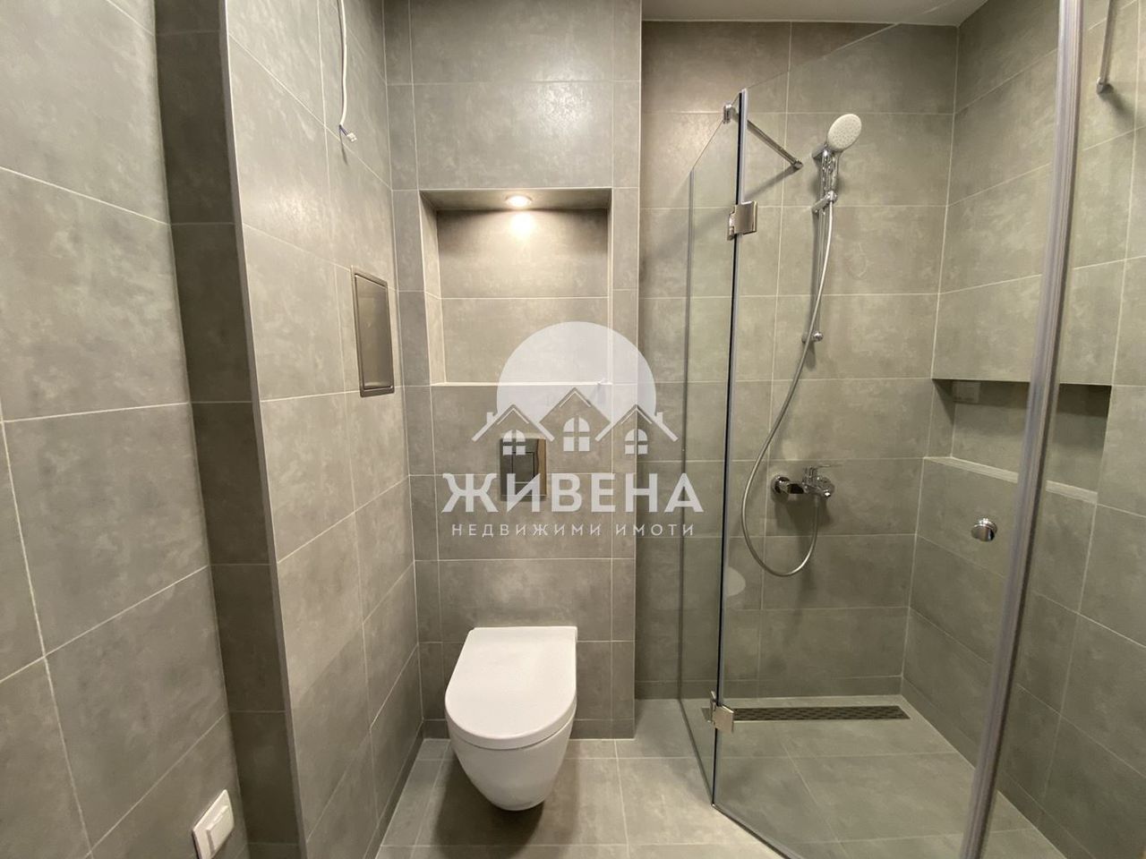 Продава се Двустаен апартамент в к.к. Св.Св. Константин и Елена - 72 кв.м за 3815 €/кв.м - Снимка #7