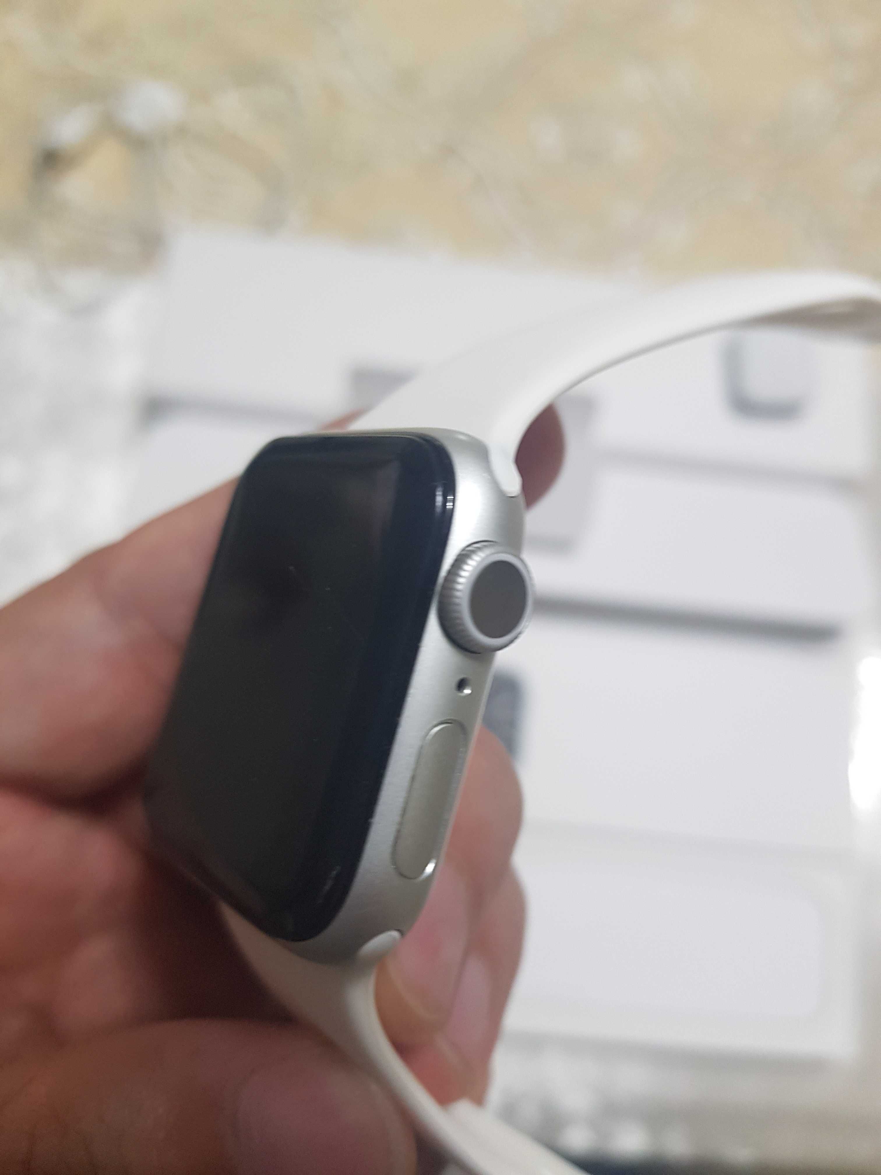 Apple watch 6 series 40mm Silver