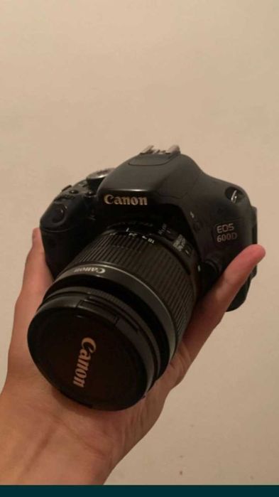 Canon EOS 600D зеркалка зеркальный фотоаппарат