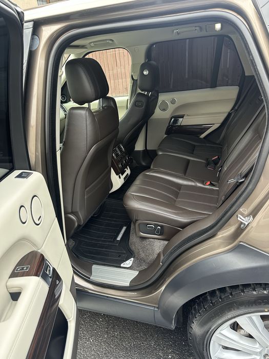 Range rover vogue