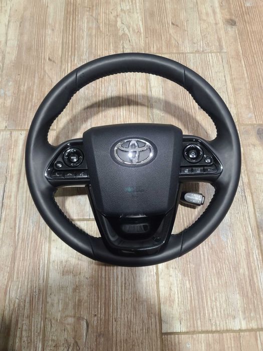 Части за Toyota Prius 2016-2022