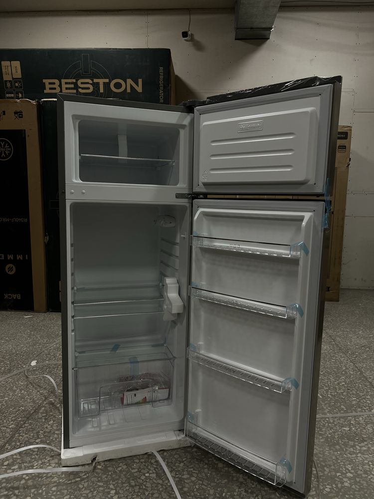 Продаётся двухкамерный холодильник IMMER RI226UD-INOX!
