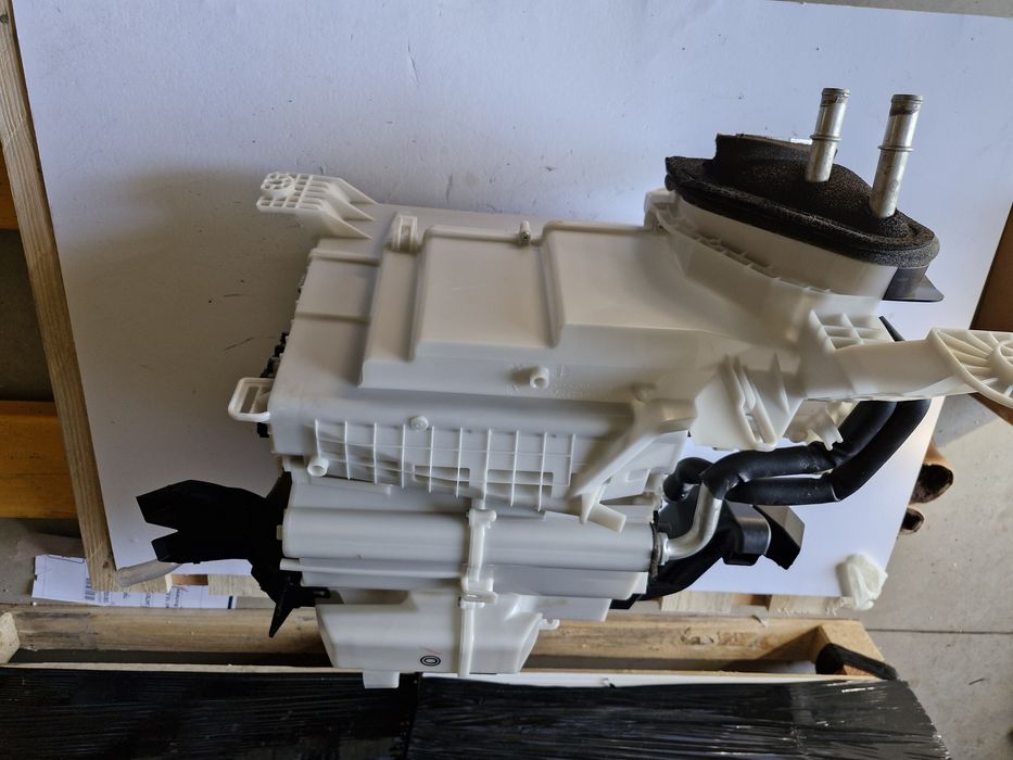 Radiator căldură și ac habitaclu Mazda6