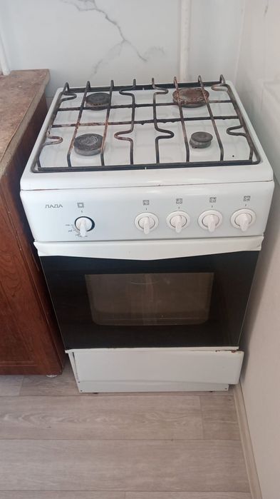 Продам газплиту срочно