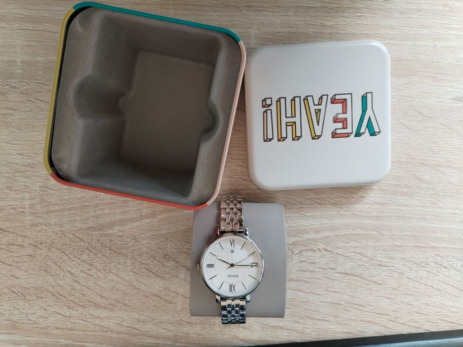 Ceas Fossil metalic pentru femei, cutie cadou - nou