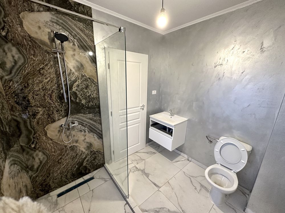 Proprietar vând duplex în Comuna Sânandrei