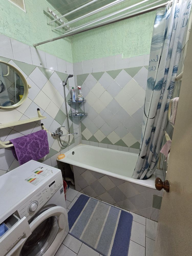 Ттз-1 Продается квартира 1/1/4 балкон 1.5х6