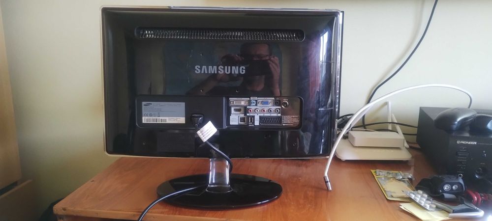 TV Samsung HD P2270