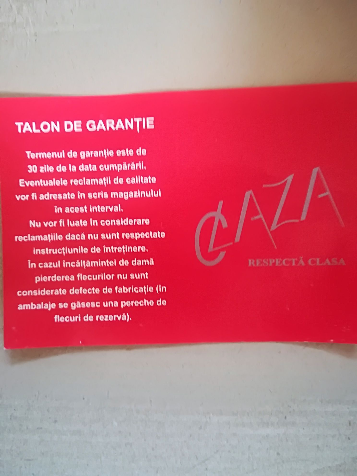 Balerini din piele naturală.