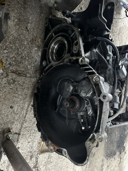 Ръчна скоростна кутия Киа Спортидж / Kia Sportage