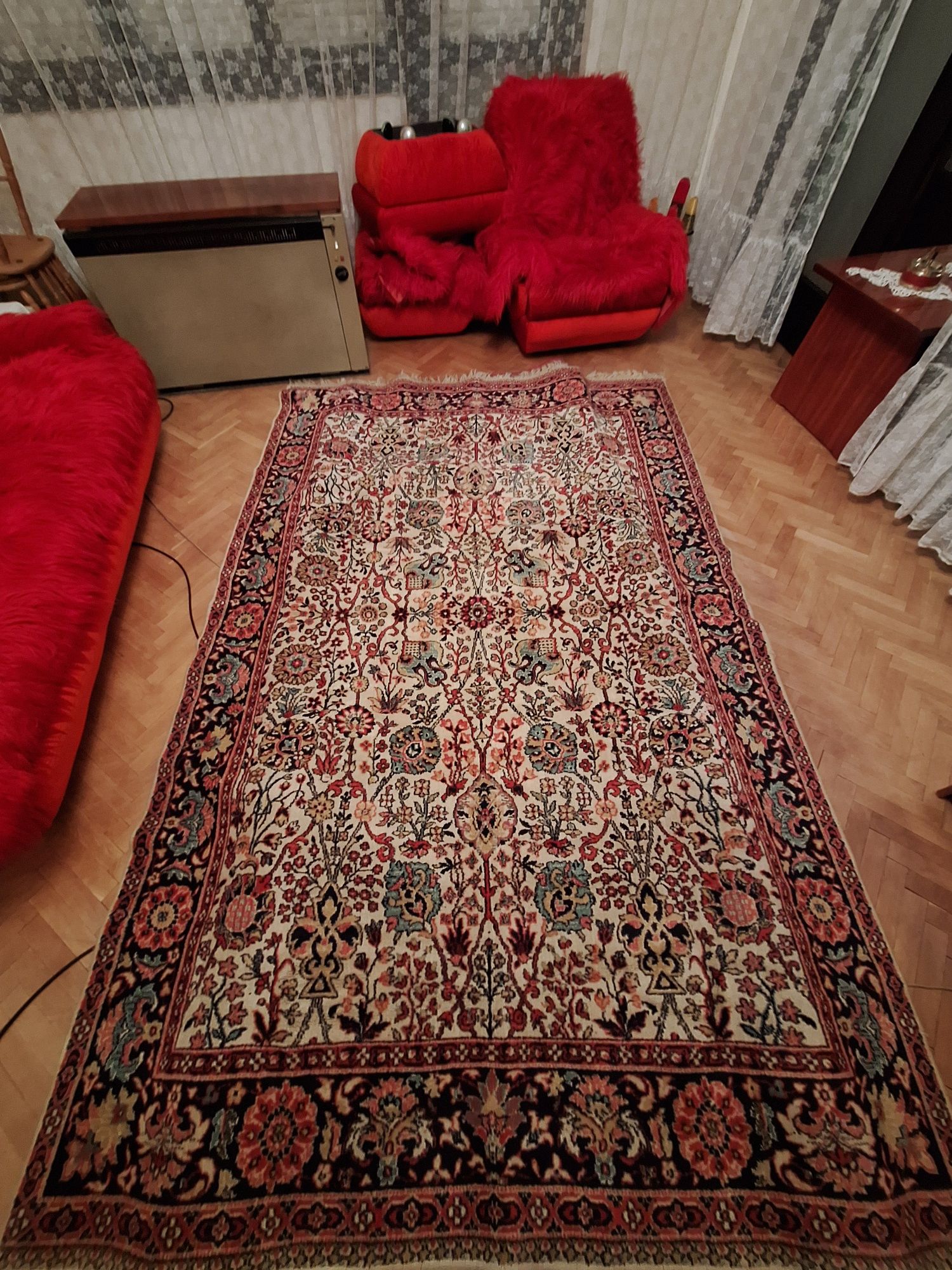 Персийски килими.
