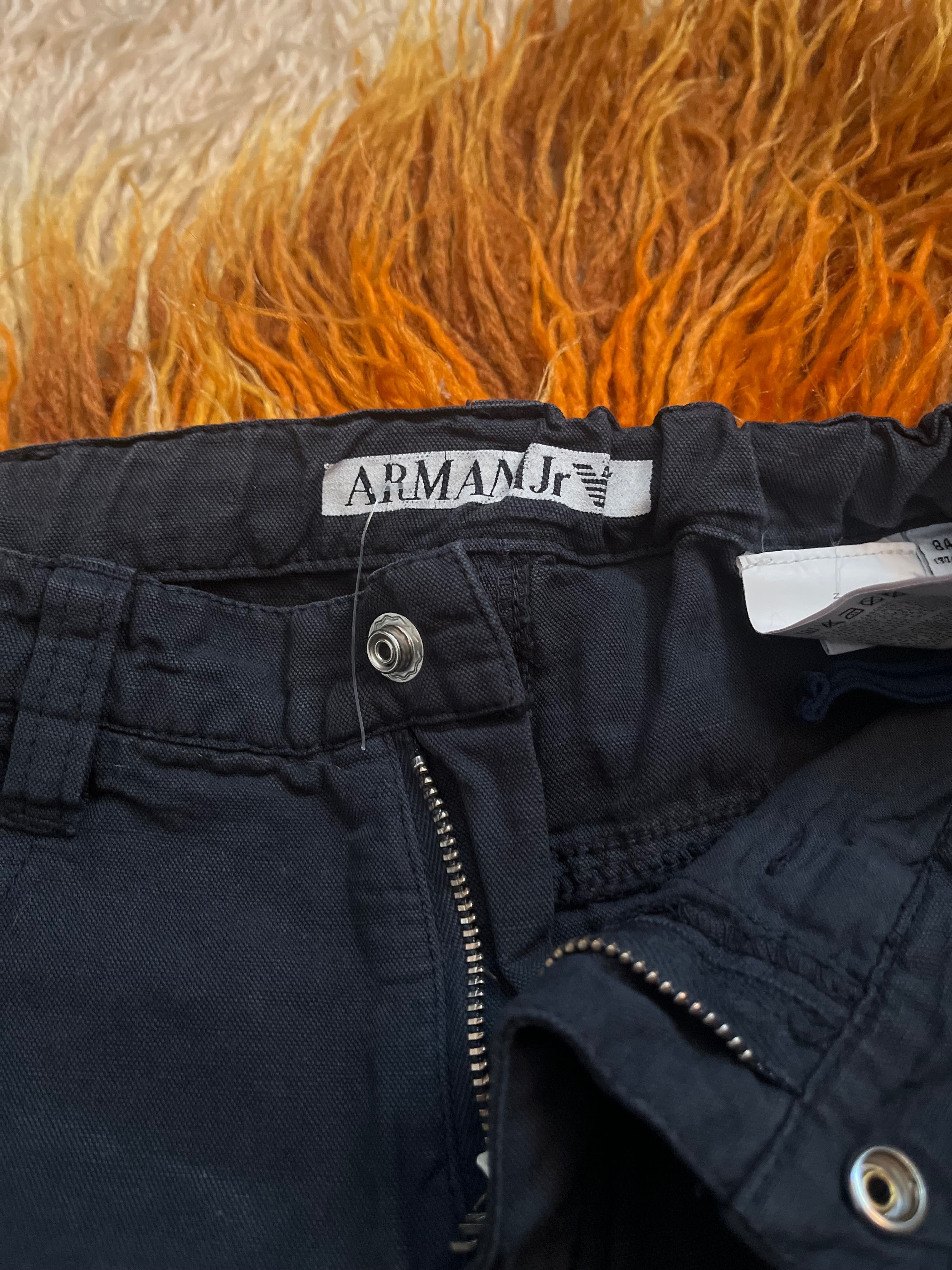 Детски панталони на Armani