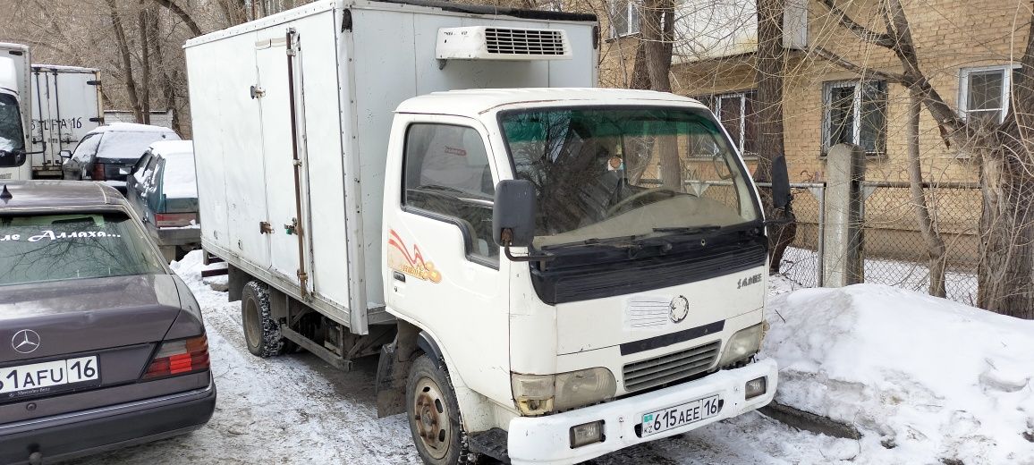 Продам грузовик DongFeng