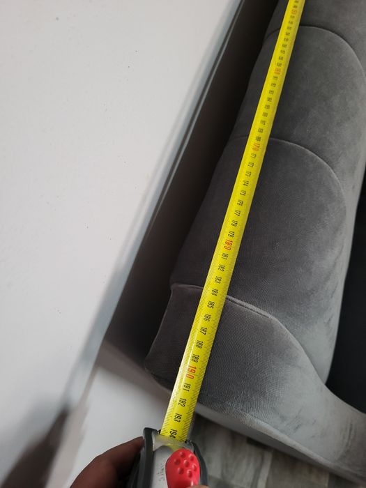 Vand coltar nefolosit