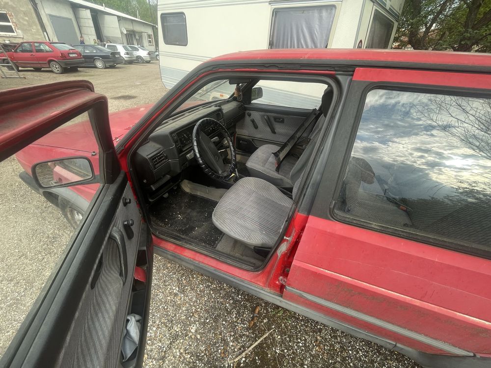 VW Jetta 1.6TD на части