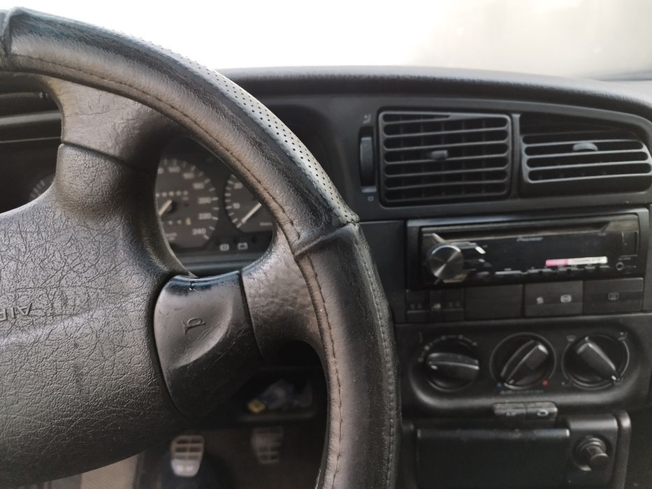 Продавам Пасат Б4 2000куб. 115к.с газ/бензин