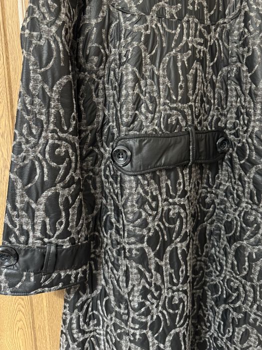 Palton lung si elegant de dama marimea 40.