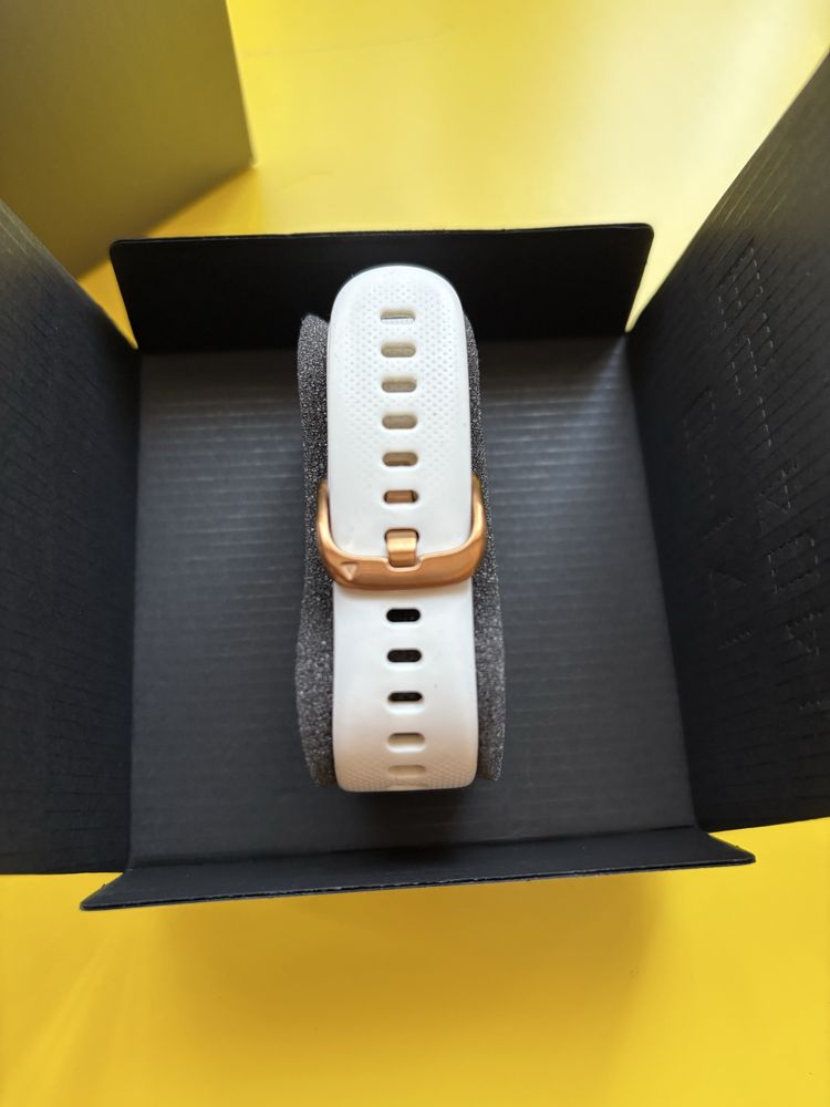 Vivoactive 4s Garmin