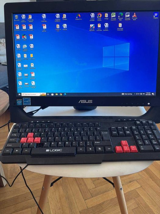Computer ASUS, cu tastatura si mouse la un super-preț!