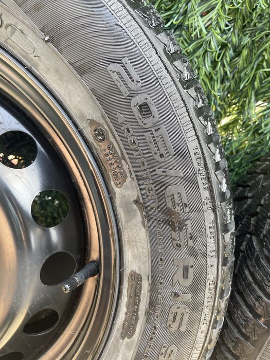 Vand urgent Jante iarna nokian complet !