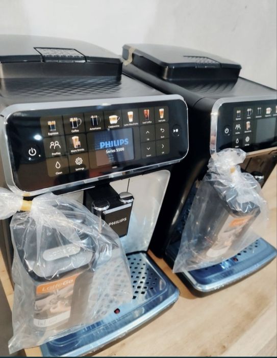 Espressor automat Philipps EP5546/70 seria 5500, LatteGO