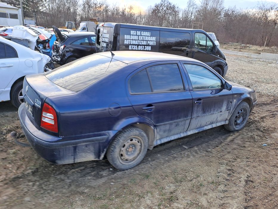 Dezmembrez Skoda Octavia 1  cod motor ALH