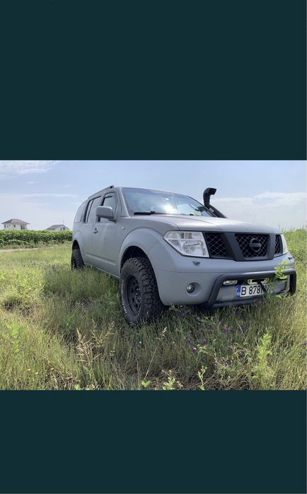 Nissan Pathfinder 4x4 2.5 Diesel Raptor 7 Locuri