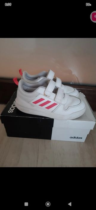 Adidași mărime 31