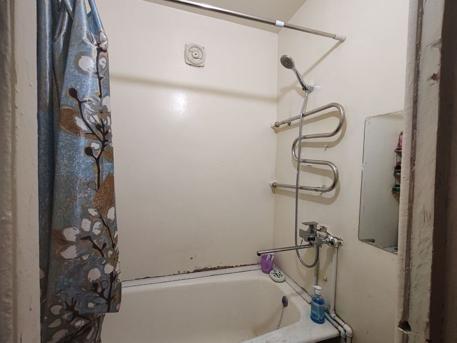 Срочно Продаётся Яккасарай Кушбеги 1/3/5 ремонт средний локации топ !